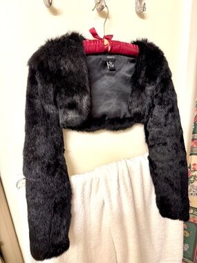Arden B Vintage y2k 100% Real Rabbit Fur Black Bolero Shrug Shawl Jacket Cropped